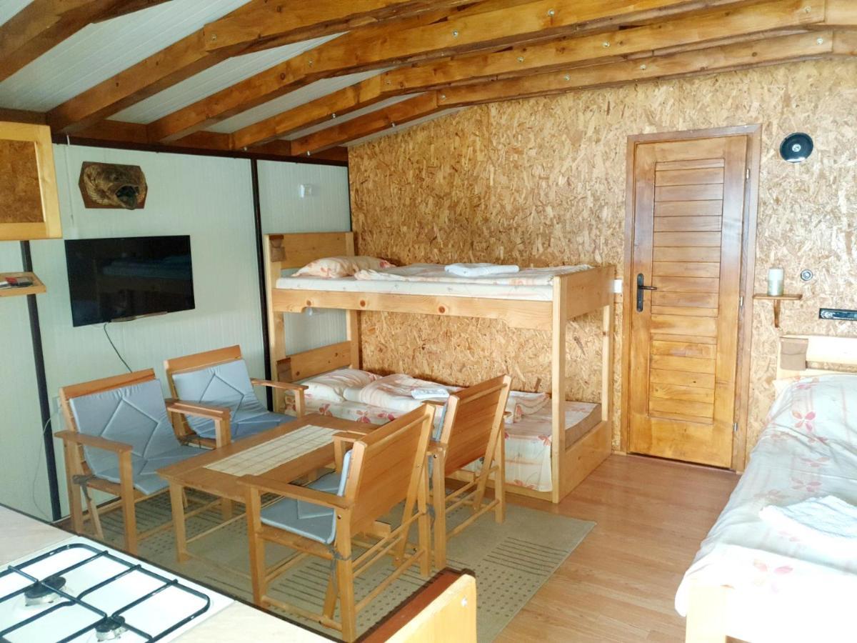 Floating Apartment Radenovici